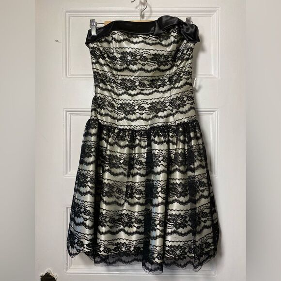 GUNNE SAX Jessica McClintock Strapless Floral Lace Overlay Prom Dress Sz 9 - Picture 1 of 13